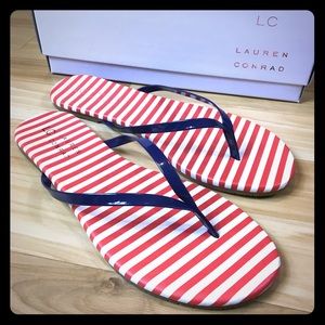 Lauren Conrad pinstripe flip flop thongs Sz 7